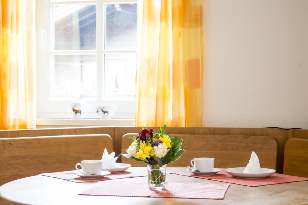 Haus Loferer Apartment Sankt Martin bei Lofer Bagian luar foto