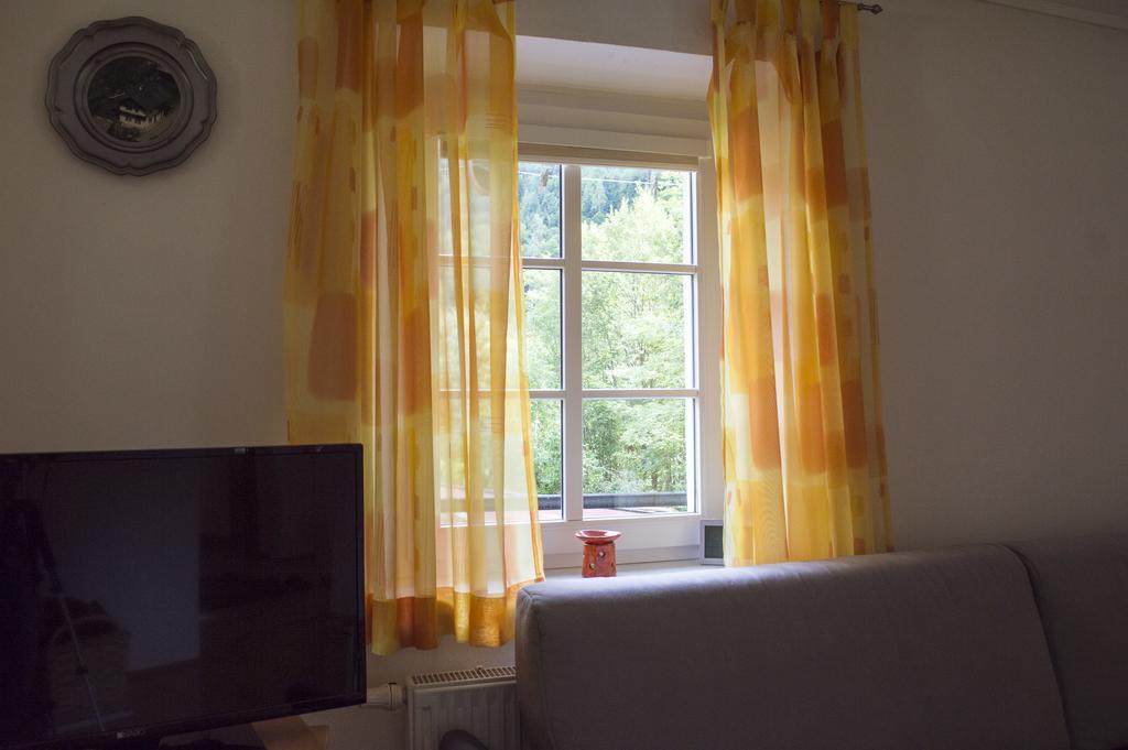 Haus Loferer Apartment Sankt Martin bei Lofer Bagian luar foto
